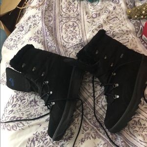 Winter mountain boots